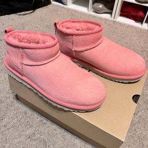Ugg Ultra Mini Size 8 Pink Blossom